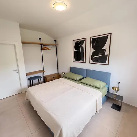 Villa House Lavanda With Pool Pula